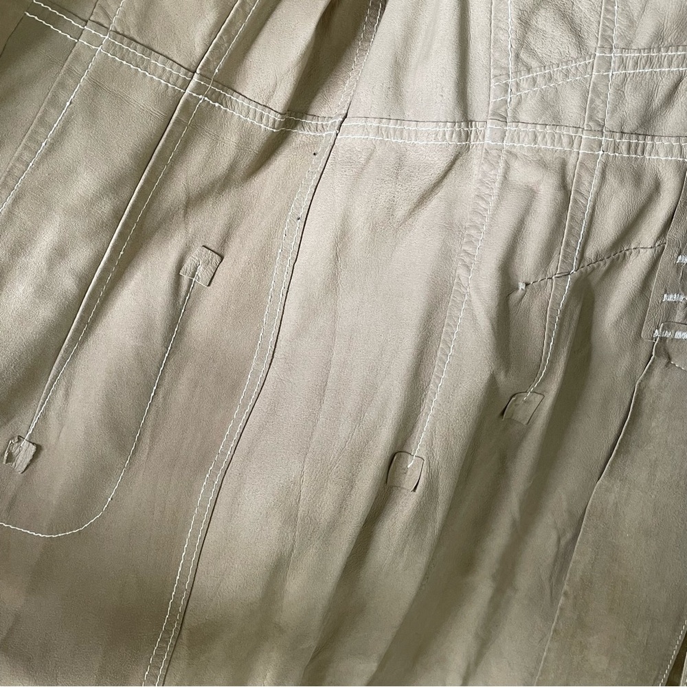Jacket | Carlisle Camel Suede Trench Contrast Stitching | Western Boho Per Se 6 - Picture 13 of 16